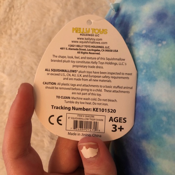Squishmallow Tie Dye Shark - Picture 5 of 5